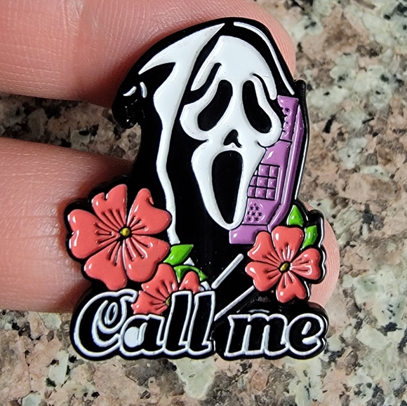 *2 for $13* Floral Halloween Scary Movie Scream Ghostface Phone Call Enamel Pin - Picture 1 of 3